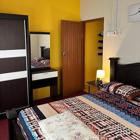 Addin Homestay Tanah Merah Tanah Merah  Exteriör bild