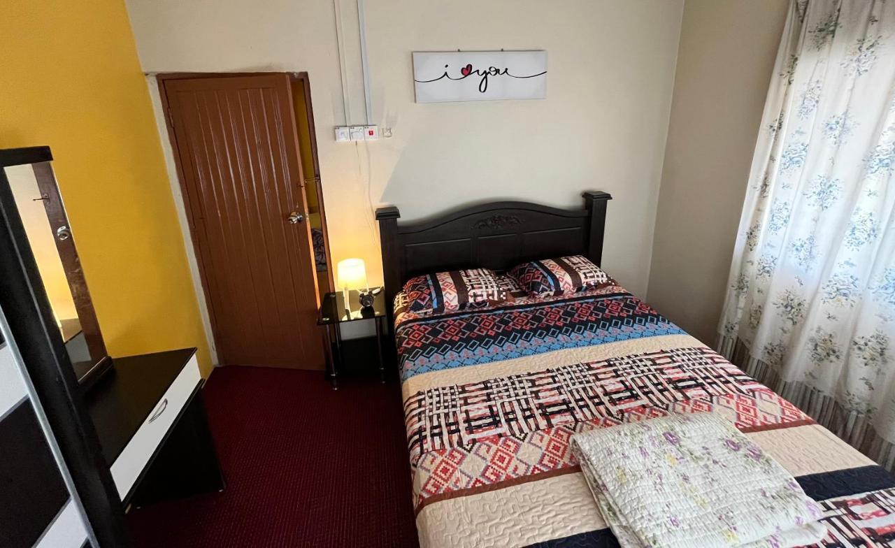 Addin Homestay Tanah Merah Tanah Merah  Exteriör bild